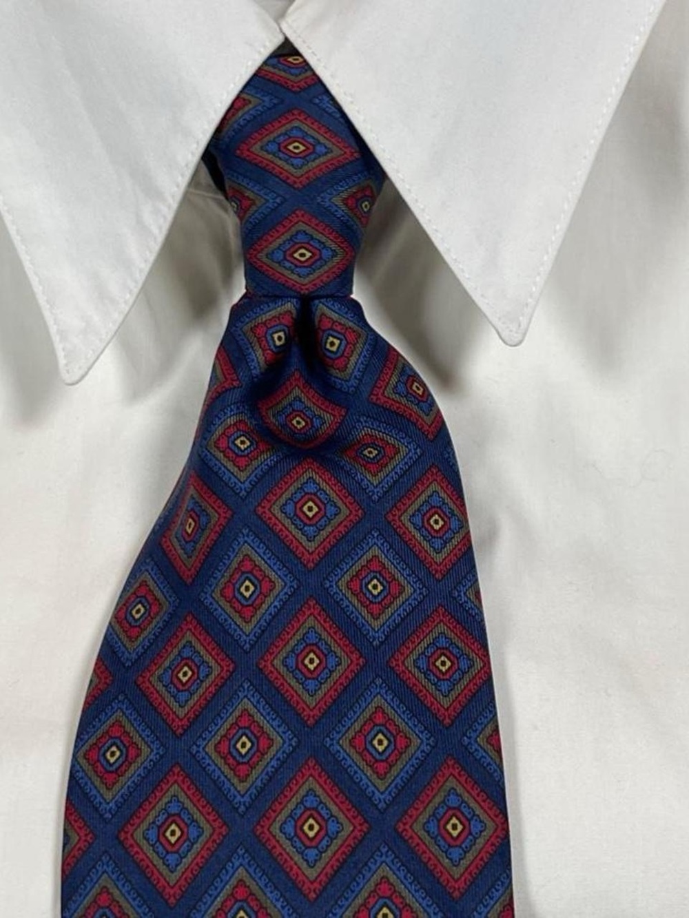 Massimo Dutti Pure Silk Blue & Red Patterned Tie L58" W3" Made in Spain